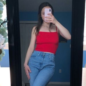RED TANK TOP / CROP TOP.